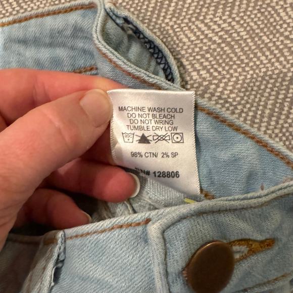 Akira Distressed Bellbottom Jeans Distressed Bootcut Jeans Akira Jeans 5(27) - Picture 7 of 9